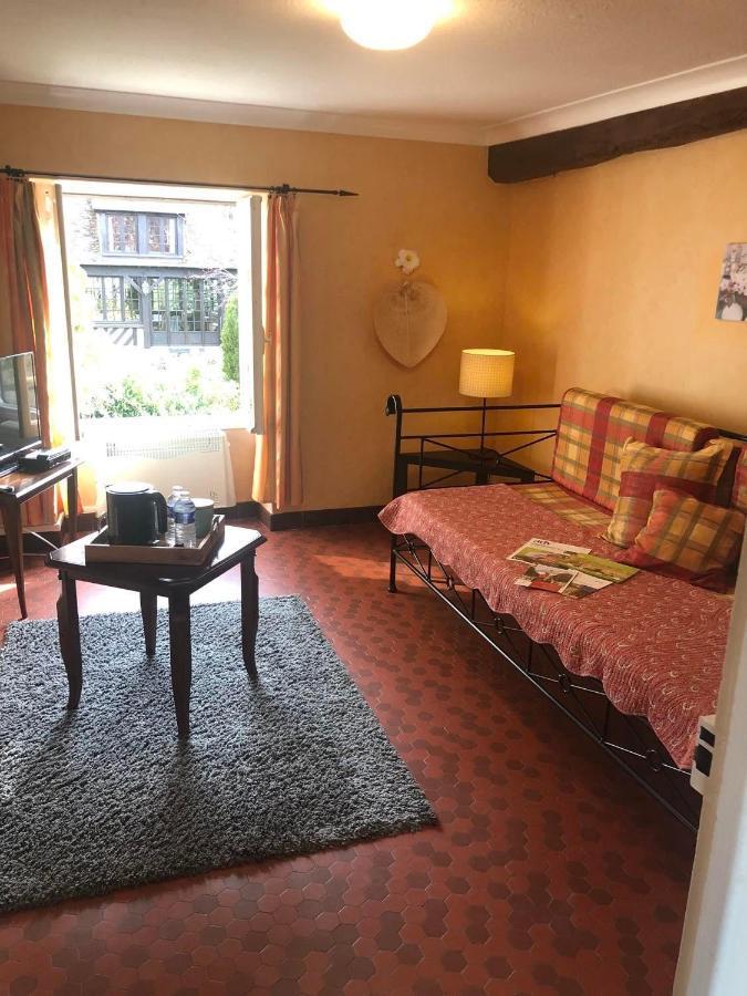 Hotel Le Domaine du Moulin Foulon à Essay Extérieur photo